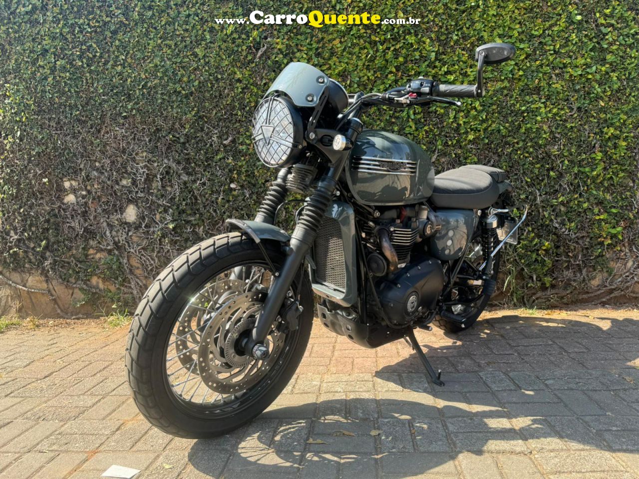 TRIUMPH   BONNEVILLE T120 BLACK   CINZA 2017 1200 GASOLINA - Loja