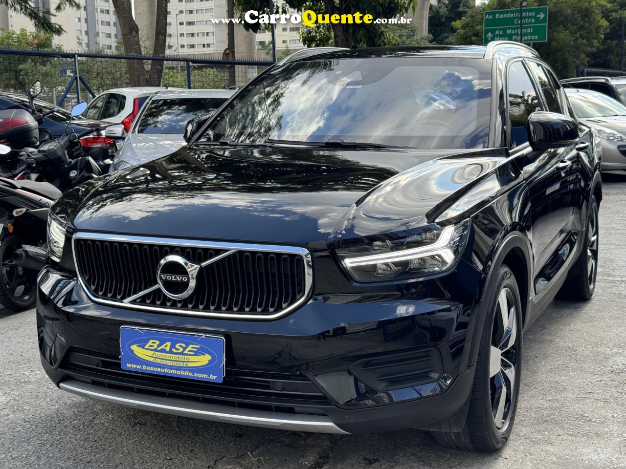 VOLVO   VOLVO XC 40 2.0 T5 MOMENTUM AWD GEARTRONIC   PRETO 2020 2.0 T GASOLINA - Loja