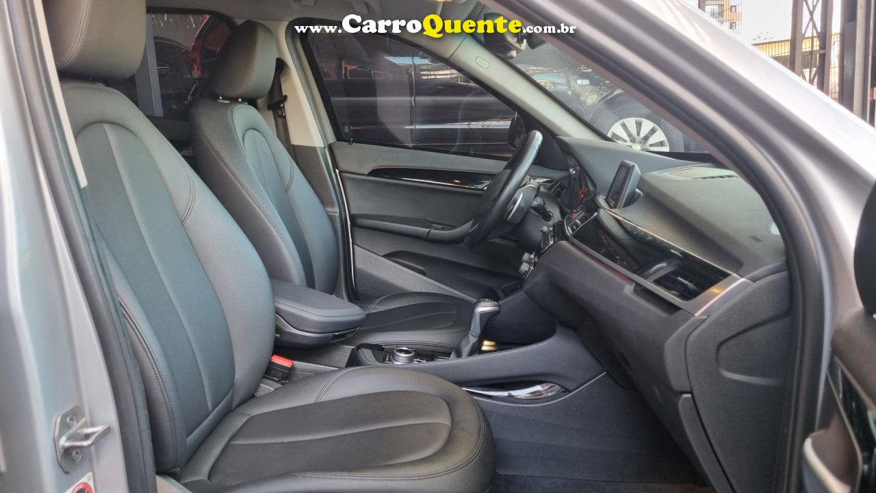 BMW   X1 SDRIVE 20I 2.02.0 TB ACTI.FLEX AUT.   PRATA 2017 2.0 FLEX - Loja