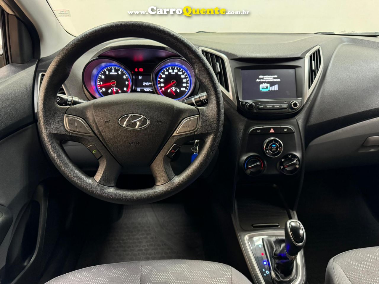 HYUNDAI   HB20S C.STYLEC.PLUS1.6 FLEX 16V AUT. 4P   PRATA 2019 1.6 FLEX - Loja