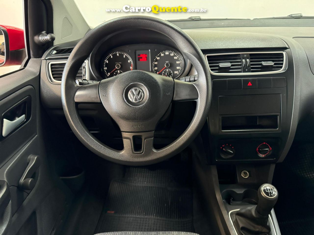 VOLKSWAGEN   FOX 1.0 MI TOTAL FLEX 8V 5P   VERMELHO 2013 1.0 FLEX - Loja