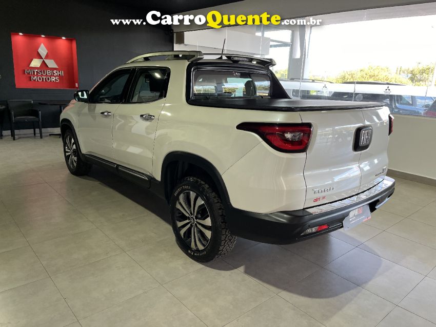 Fiat TORO 2.0 16V TURBO DIESEL VOLCANO 4WD AT9 - Loja