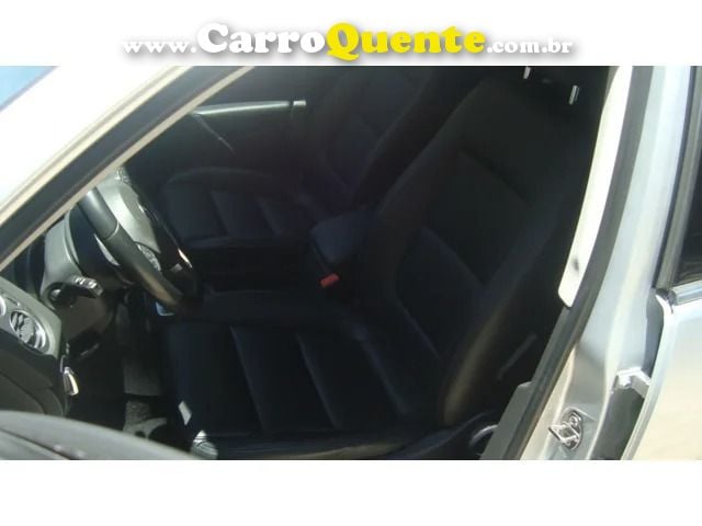 VOLKSWAGEN TIGUAN 2.0 TSI 16V TURBO - Loja