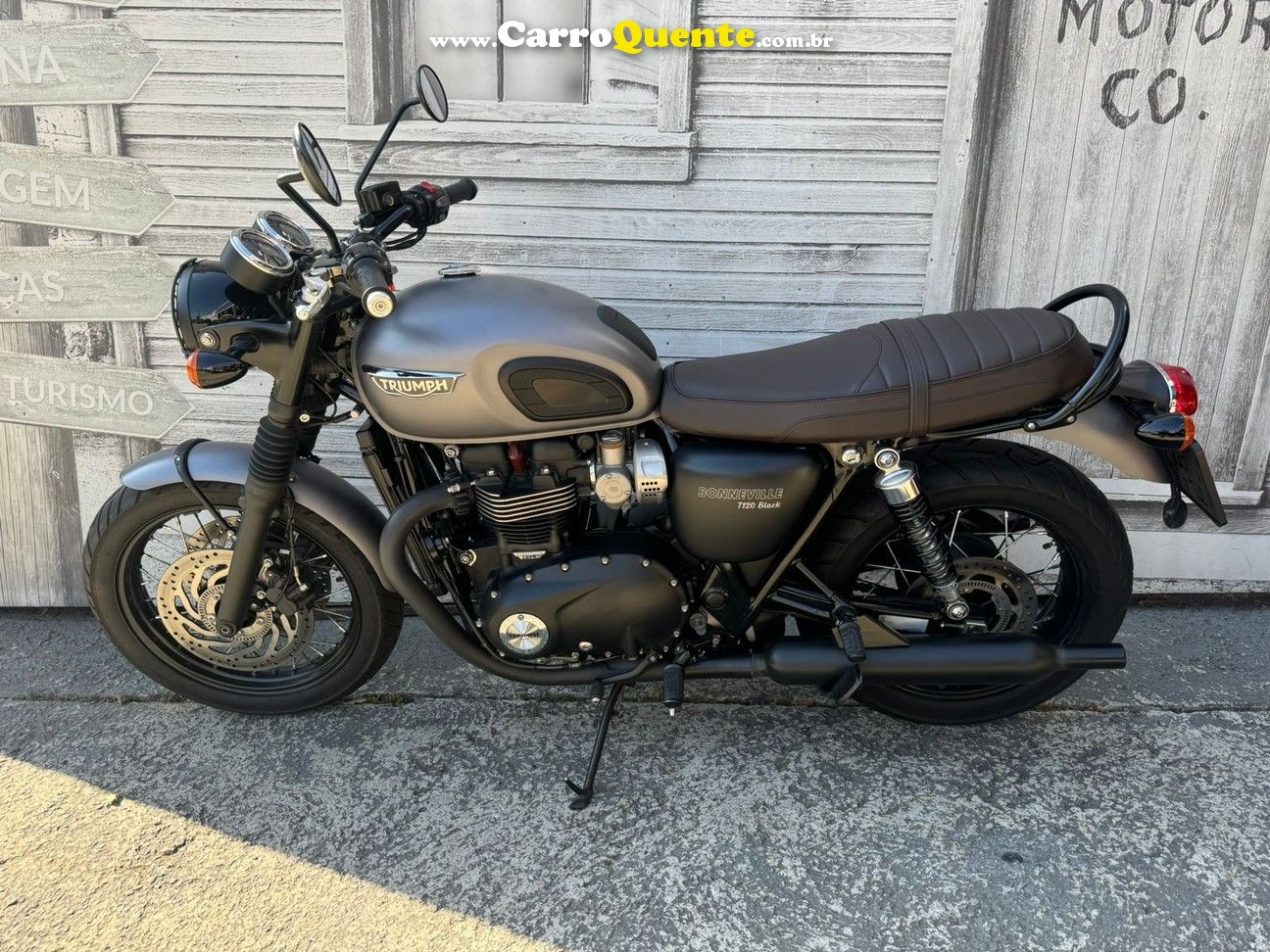 TRIUMPH BONNEVILLE T120 BLACK 1200 - Loja