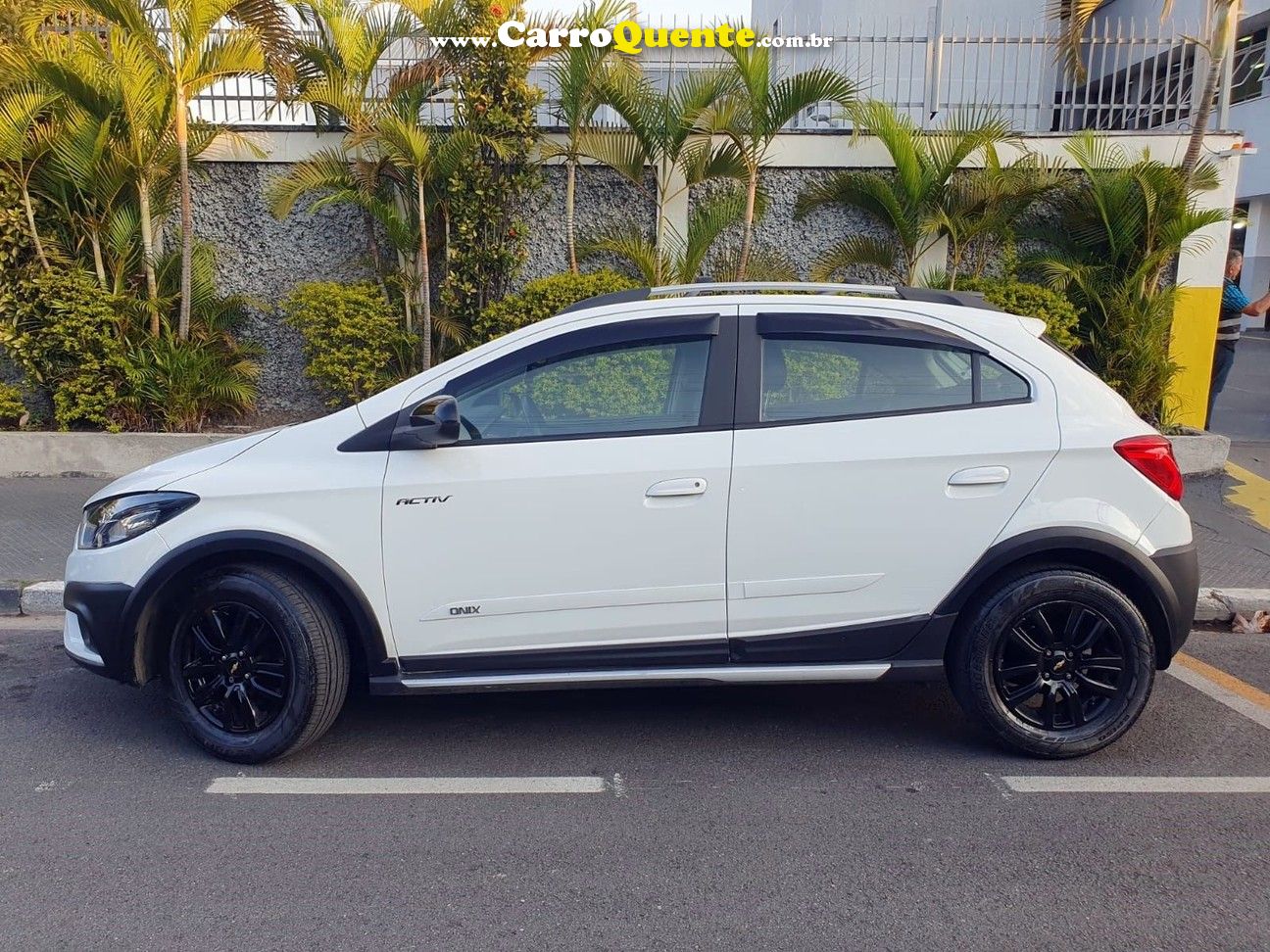 CHEVROLET ONIX 1.4 MPFI ACTIV 8V - Loja