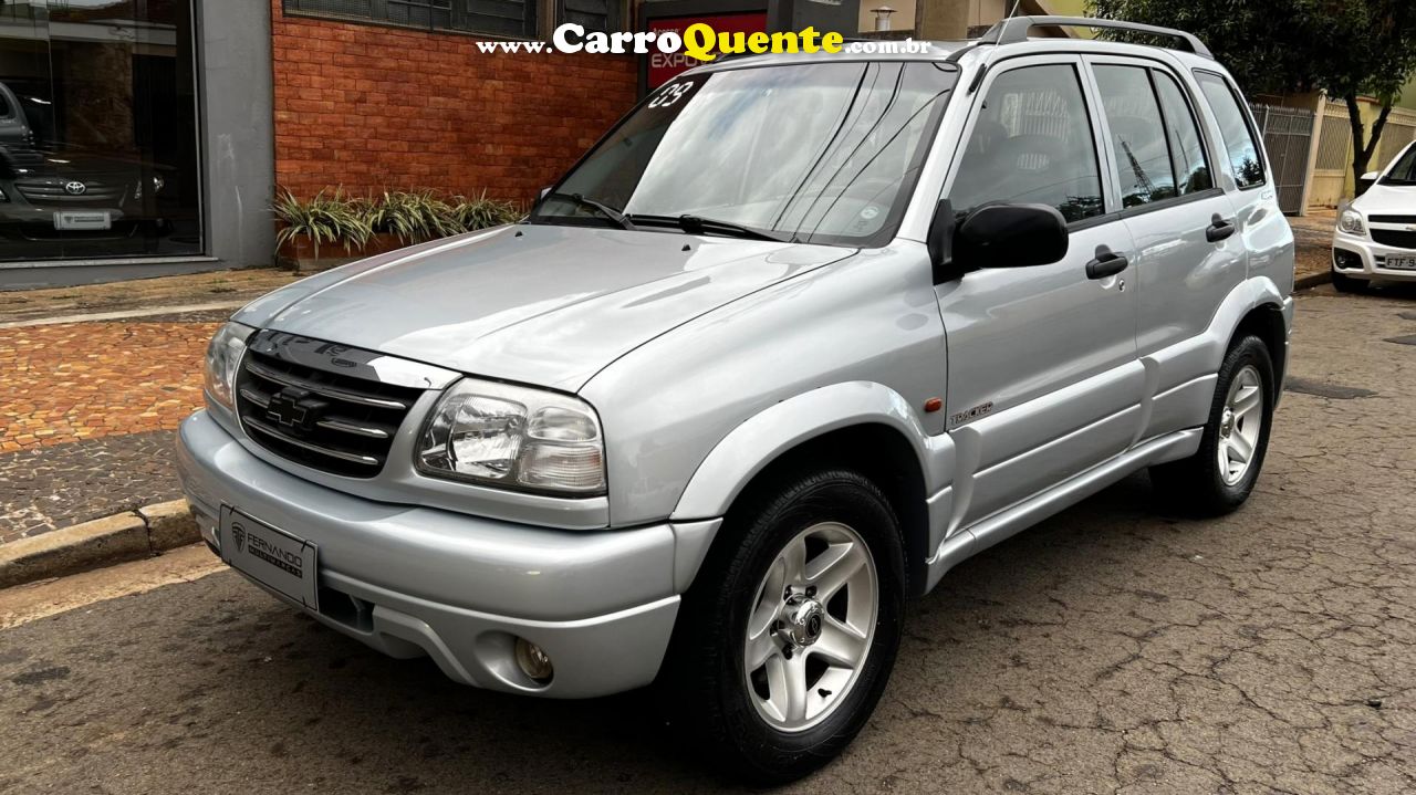 CHEVROLET   TRACKER 2.0 16V 128CV MPFI 4X4 5P   PRATA 2009 2.0 GASOLINA - Loja