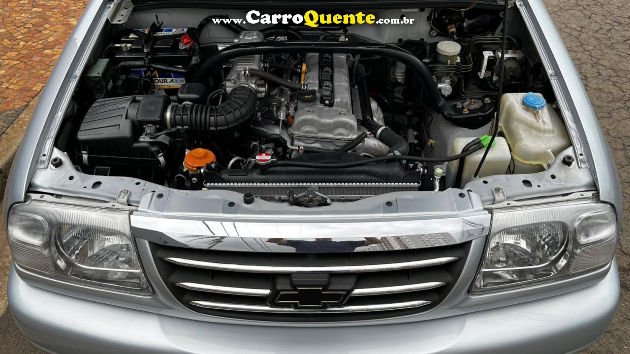 CHEVROLET   TRACKER 2.0 16V 128CV MPFI 4X4 5P   PRATA 2009 2.0 GASOLINA - Loja