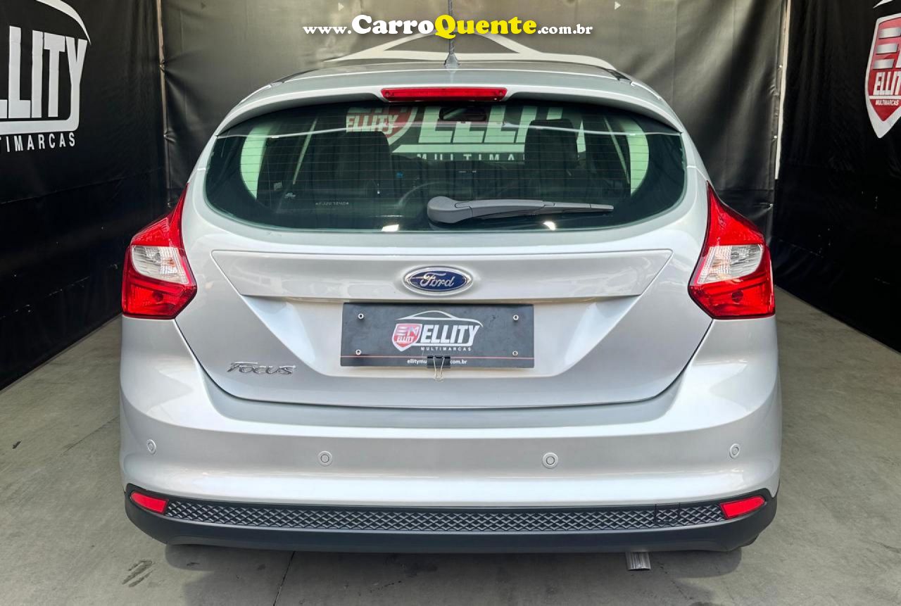 FORD   FOCUS 1.6 SSESE PLUS FLEX 8V16V  5P   PRATA 2015 1.6 FLEX - Loja