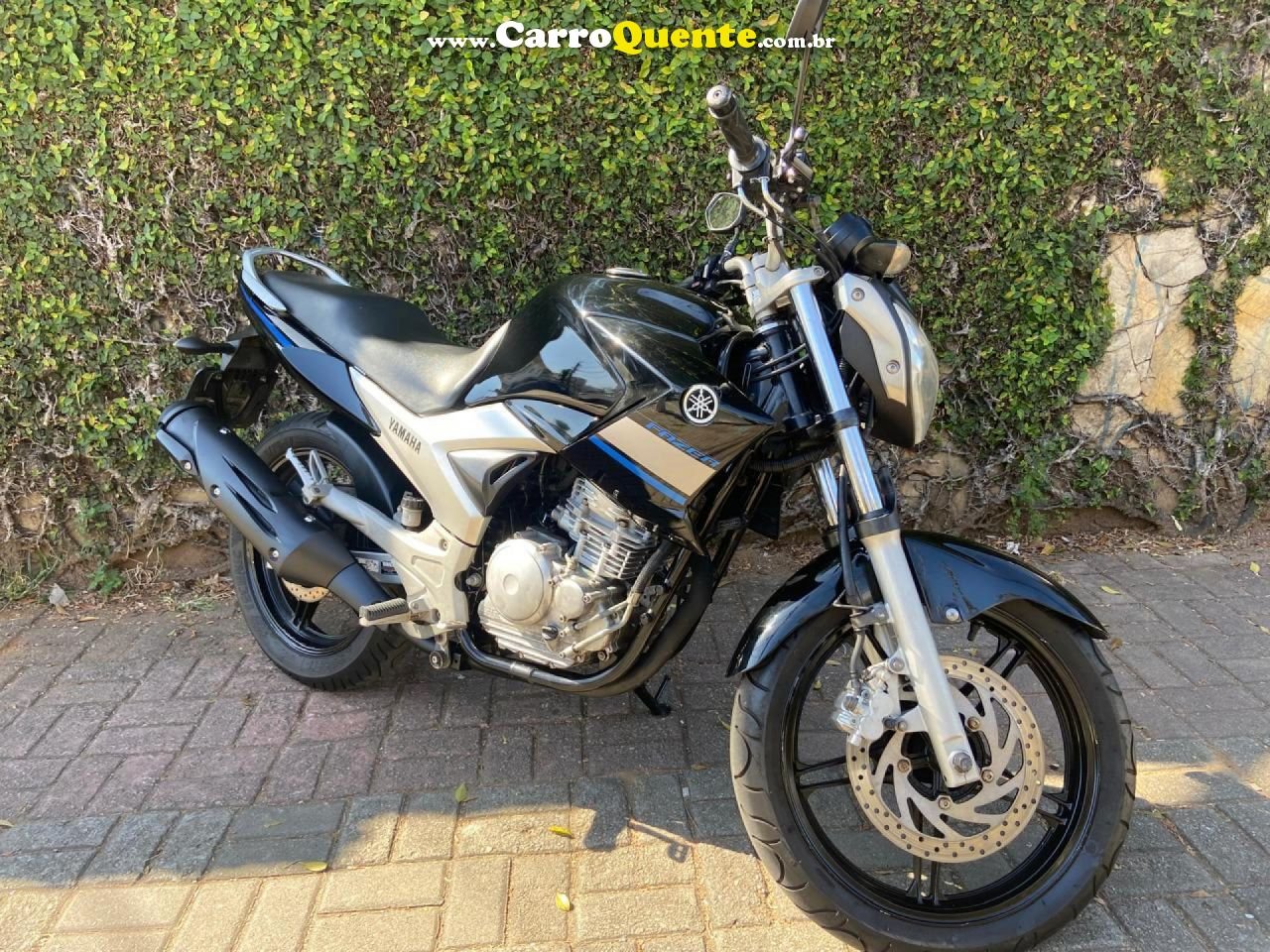 YAMAHA    FAZER YS 250   PRETO 2014 250 GASOLINA - Loja