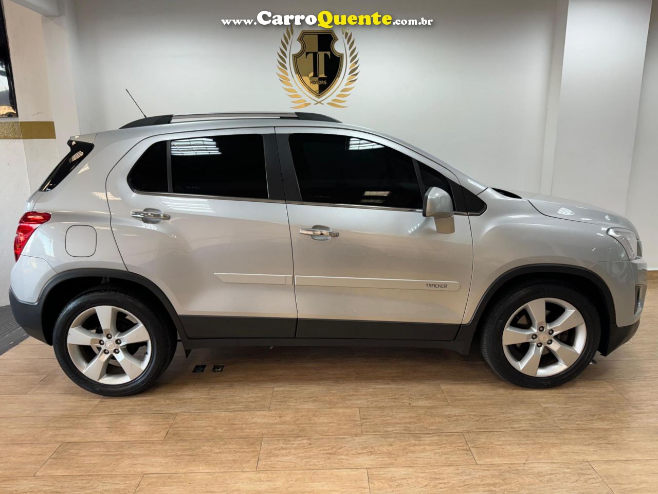 CHEVROLET   TRACKER LTZ 1.8 16V FLEX 4X2 AUT.   PRATA 2014 1.8 FLEX - Loja