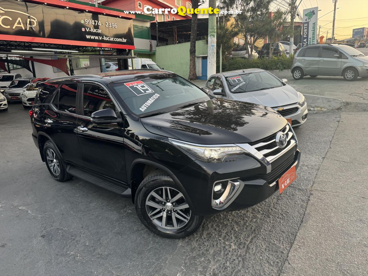 TOYOTA   HILUX SW4 SRX 4X4 2.8 TDI 16V DIES. AUT.   PRETO 2019 2.8 DIESEL - Loja