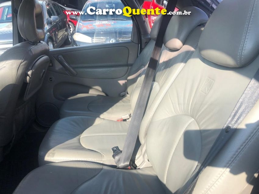 Citroen XSARA PICASSO 2.0 EXCLUSIVE 16V GASOLINA 4P AUTOMÁTICO - Loja