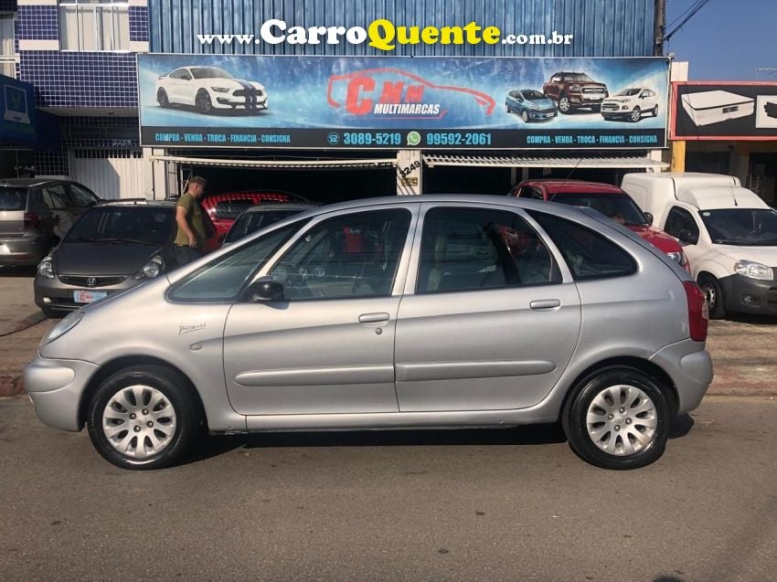 Citroen XSARA PICASSO 2.0 EXCLUSIVE 16V GASOLINA 4P AUTOMÁTICO - Loja