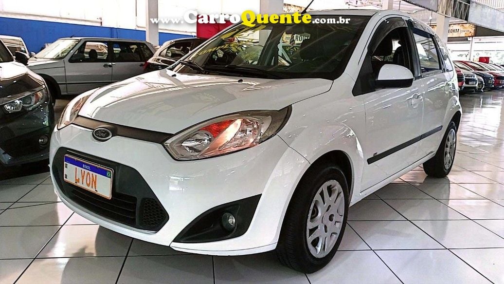 FORD FIESTA 1.6 SE SEDAN 16V - Loja