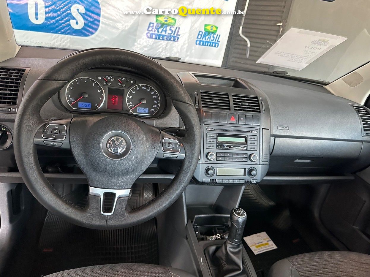 VOLKSWAGEN POLO - Loja