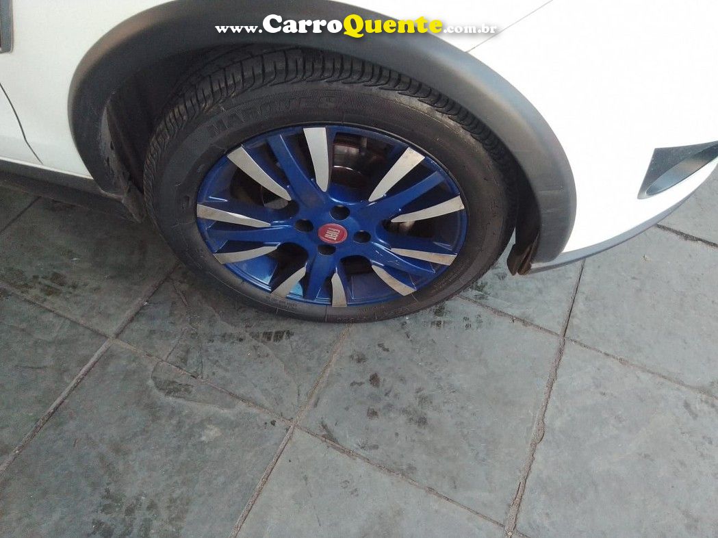 FIAT PALIO 1.6 MPI SPORTING SE BLUE EDITION 16V - Loja