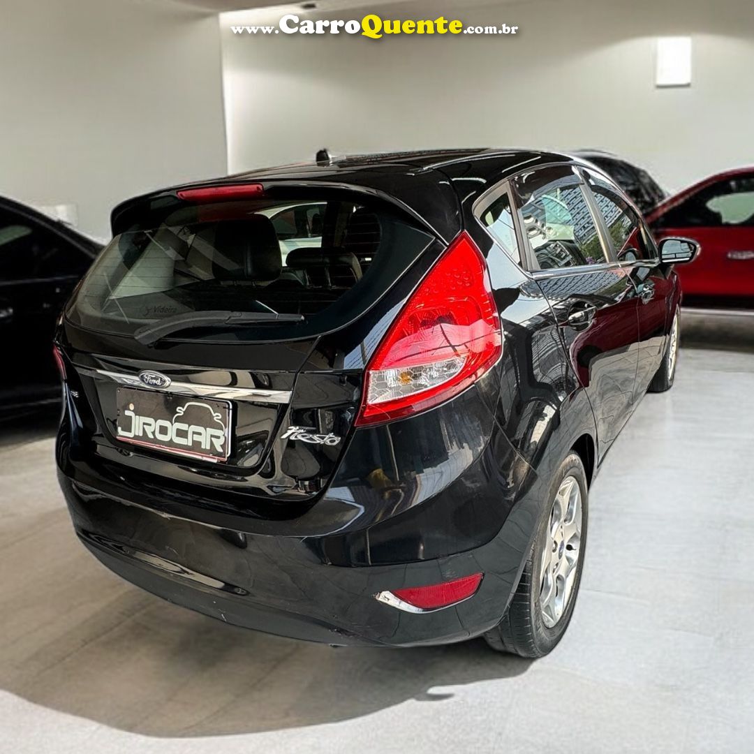 FORD FIESTA 1.6 SE HATCH 16V - Loja