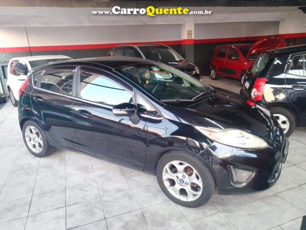 FORD FIESTA 1.6 SE HATCH 16V - Loja