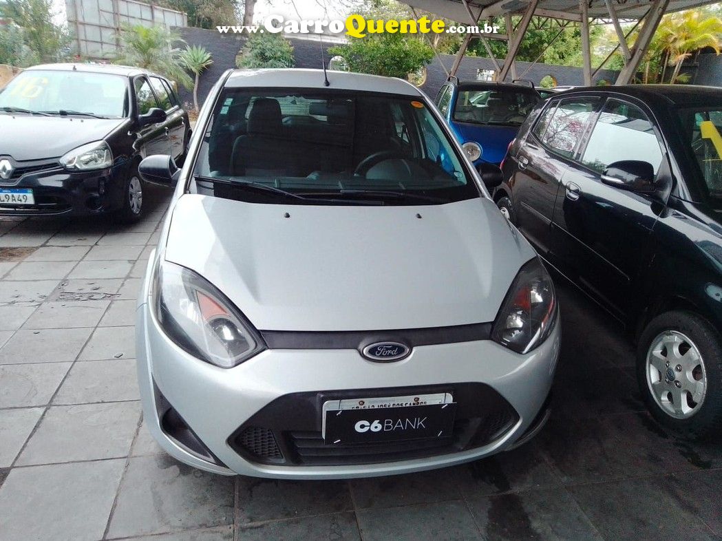 FORD FIESTA 1.0 ROCAM HATCH 8V - Loja