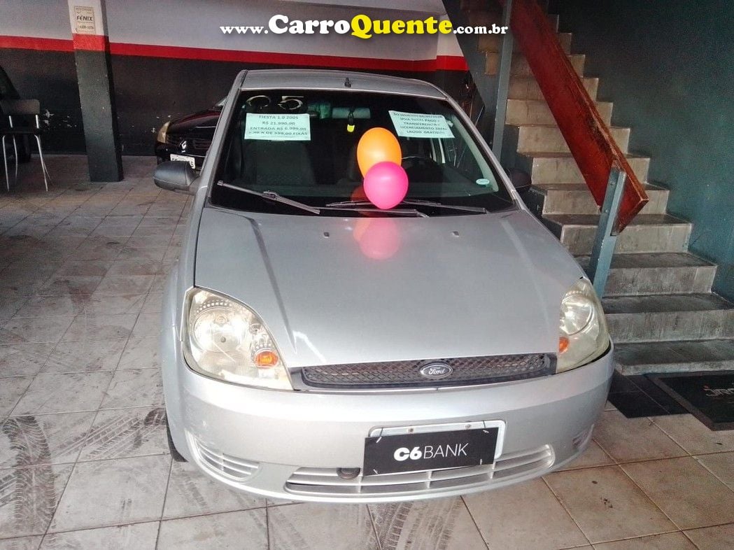 FORD FIESTA 1.0 MPI PERSONNALITÉ 8V - Loja