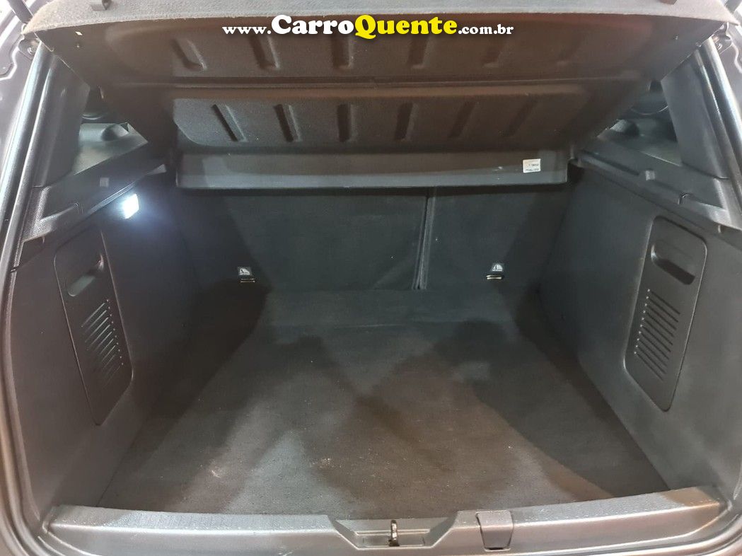 CAPTUR 2.0  BOSE  SERIE ESPECIAL AUTOM LINDO DE +! - Loja