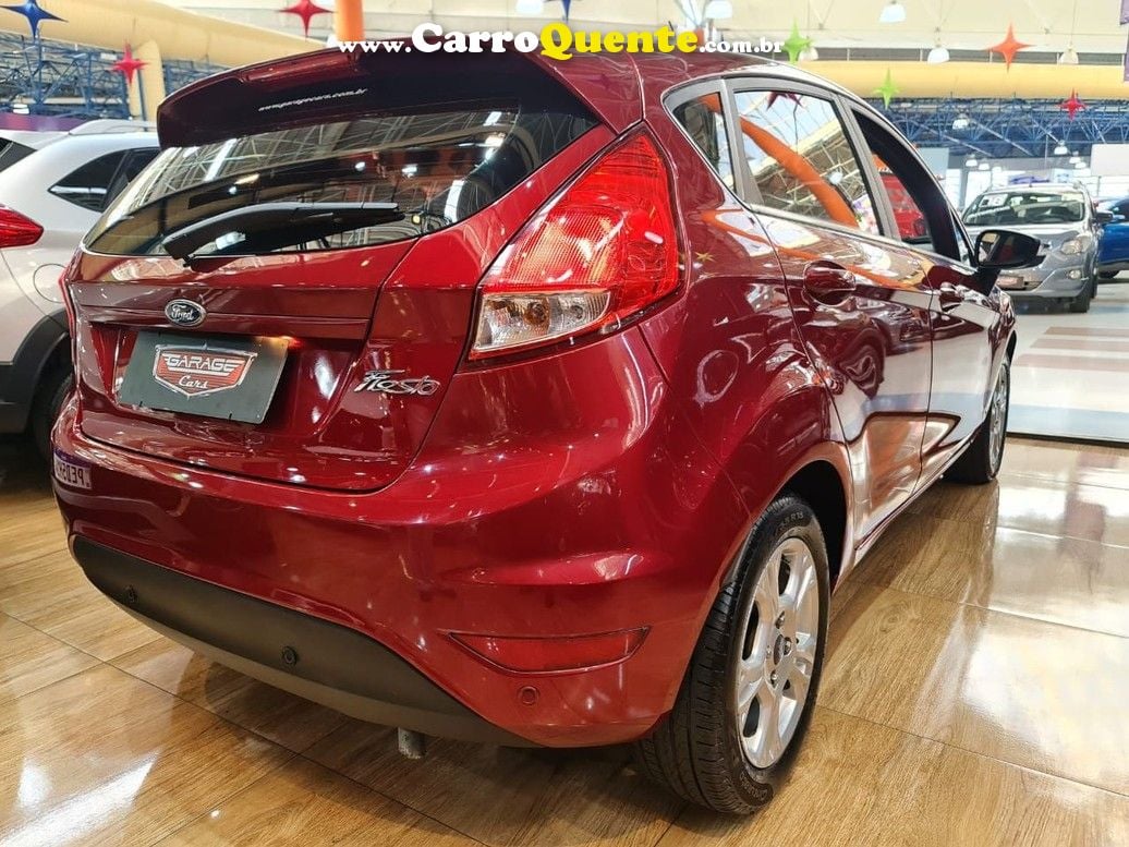 FIESTA 1.6 SEL HATCH SÓ 56 MIL KM - Loja