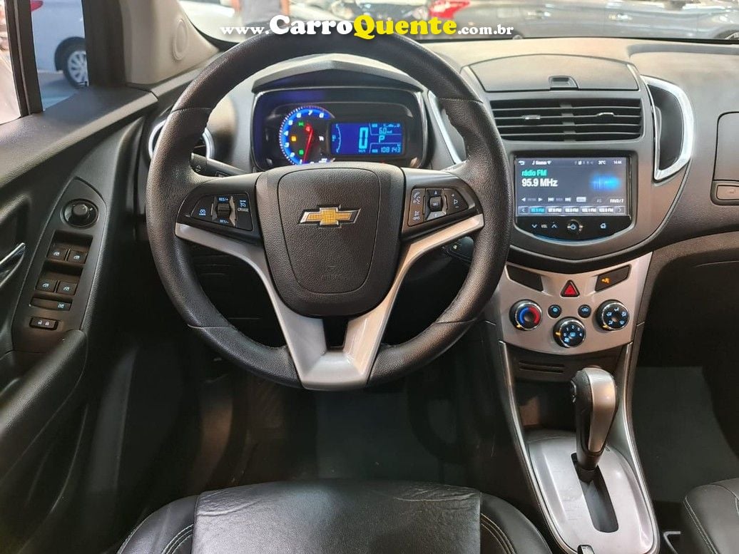 CHEVROLET TRACKER 1.8 MPFI LTZ 4X2 16V 2015 - Loja