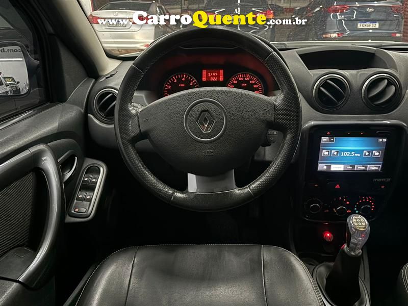 DUSTER 1.6 4X2 16V FLEX 4P MANUAL 2014 - Loja