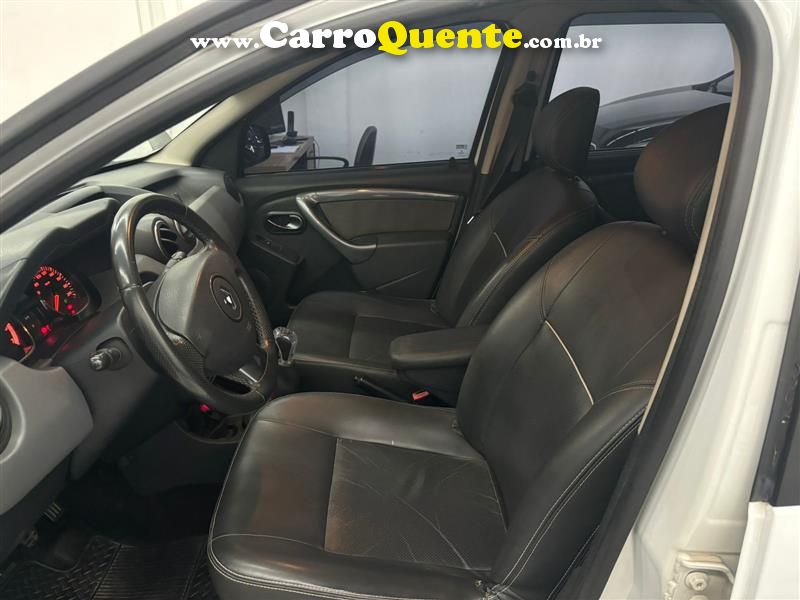 DUSTER 1.6 4X2 16V FLEX 4P MANUAL 2014 - Loja