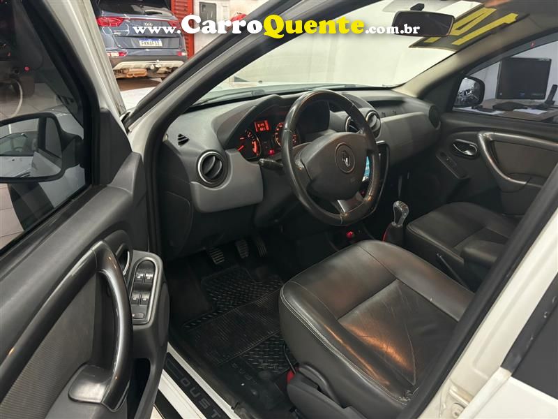 DUSTER 1.6 4X2 16V FLEX 4P MANUAL 2014 - Loja