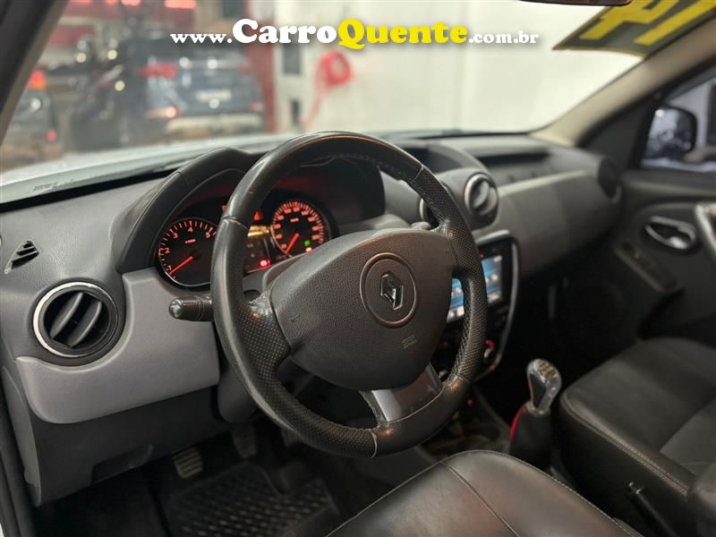 DUSTER 1.6 4X2 16V FLEX 4P MANUAL 2014 - Loja