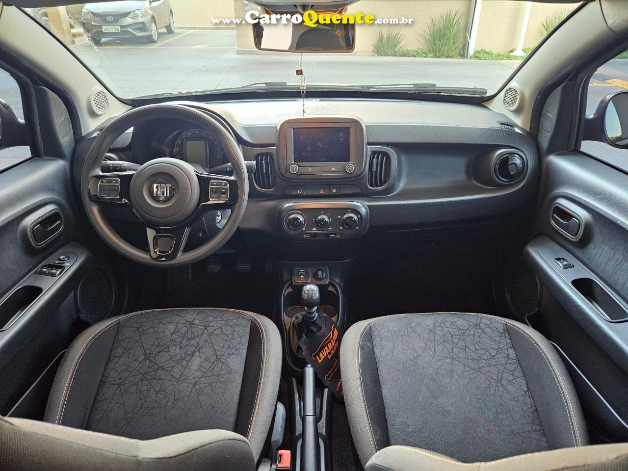 FIAT MOBI 1.0 EVO TREKKING - Loja