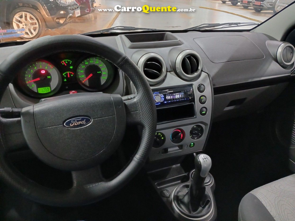 FORD FIESTA 1.6 MPI CLASS SEDAN 8V - Loja