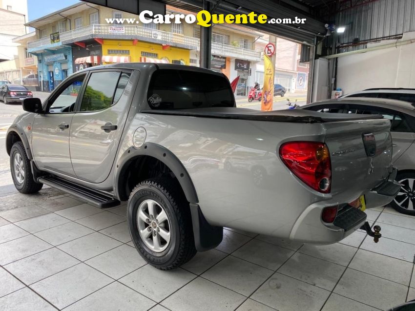 Mitsubishi L200 TRITON 3.2 GLS 4X4 CD 16V TURBO INTERCOLER DIESEL 4P MANUAL - Loja