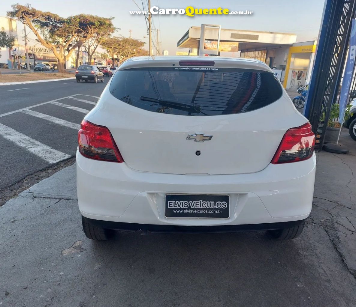 CHEVROLET ONIX 1.4 MPFI LT 8V - Loja