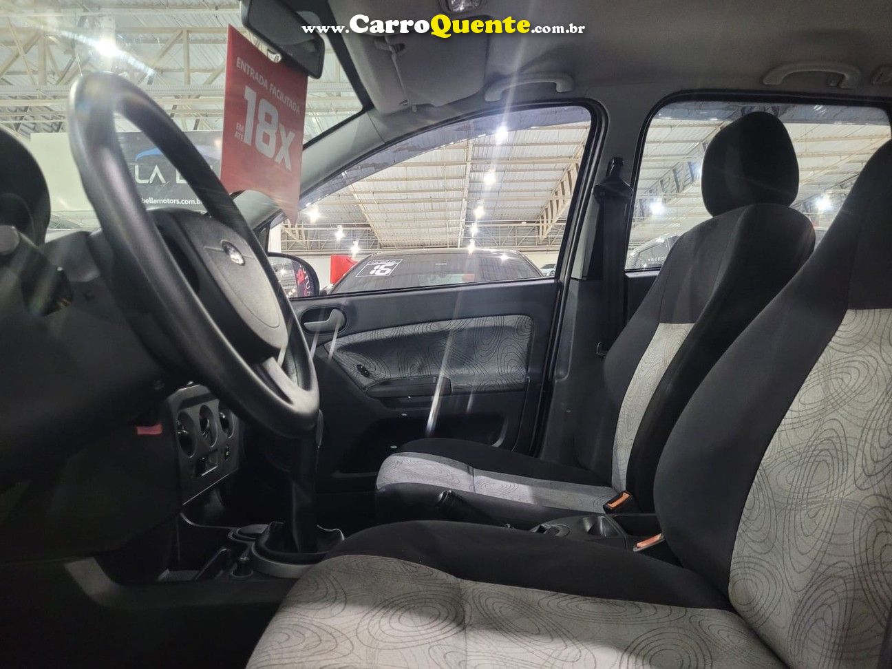 FORD FIESTA 1.6 MPI SEDAN 8V 90.000KM NOVO - Loja