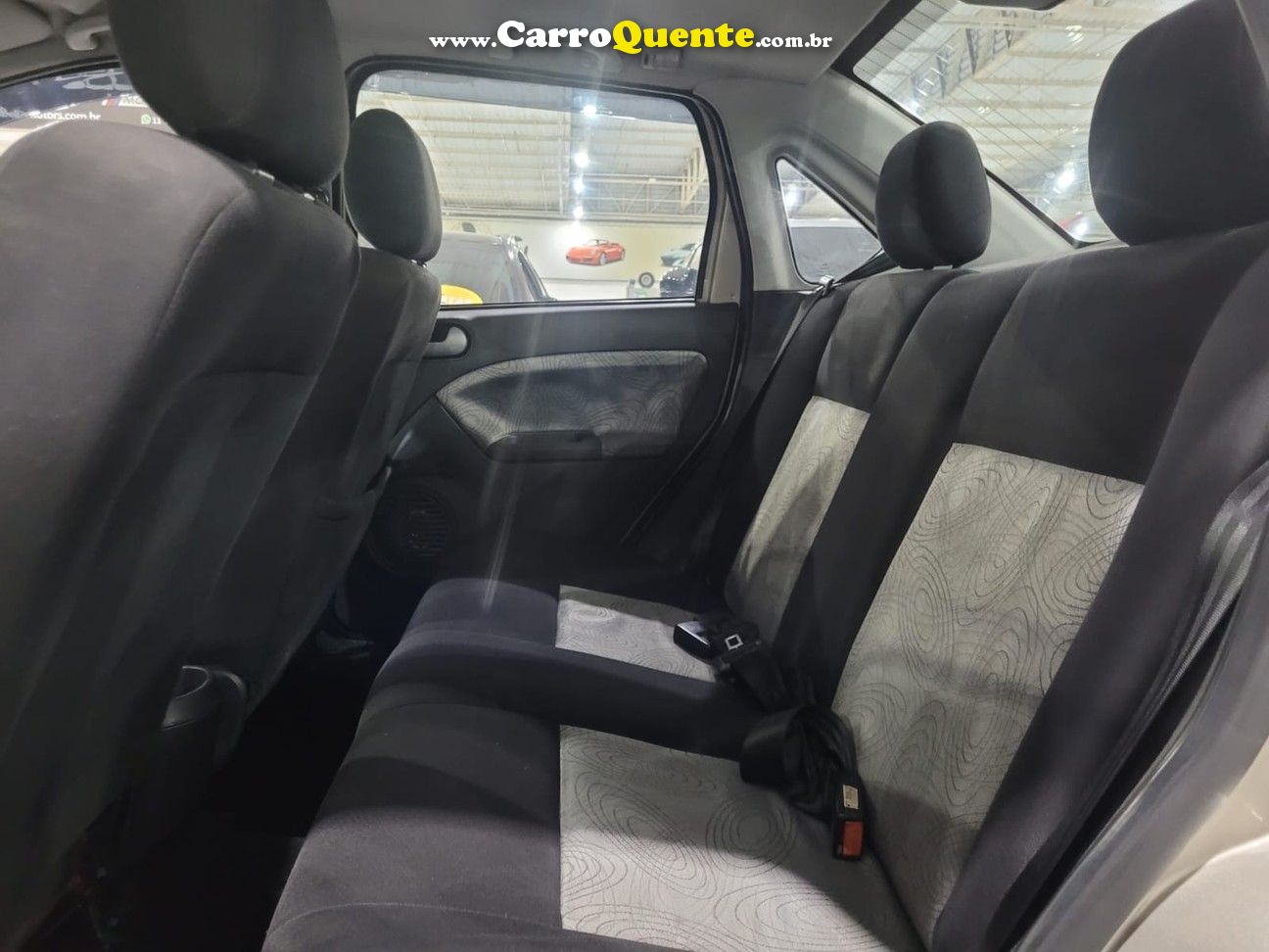 FORD FIESTA 1.6 MPI SEDAN 8V 90.000KM NOVO - Loja