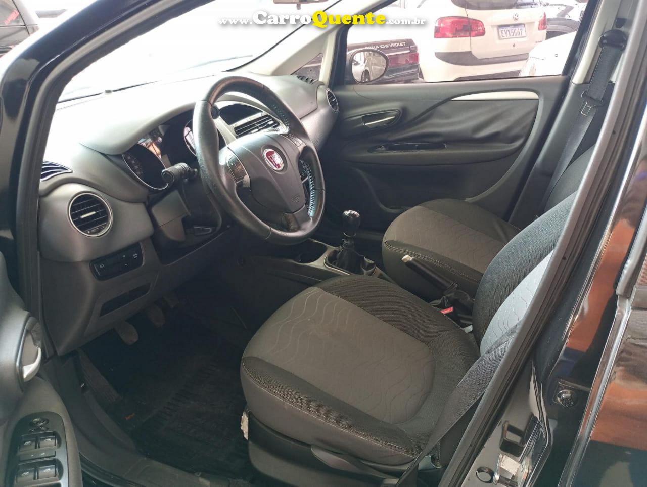 FIAT   PUNTO ATTRACTIVE 1.4 FIRE FLEX 8V 5P   PRETO 2015 1.4 FLEX - Loja