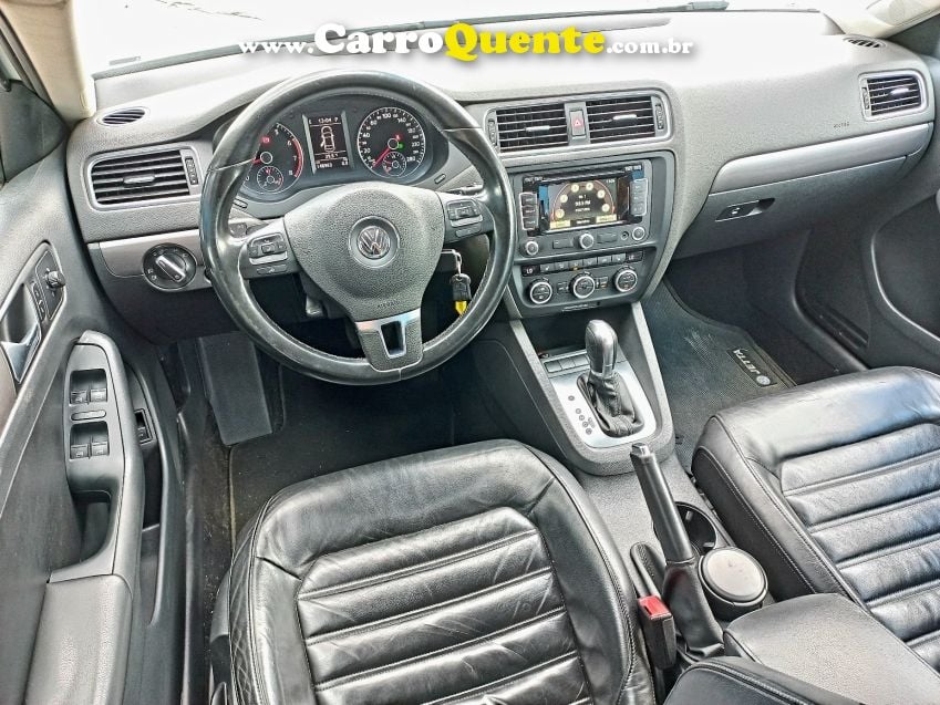 Volkswagen JETTA 2.0 TSI HIGHLINE 211CV GASOLINA 4P TIPTRONIC - Loja