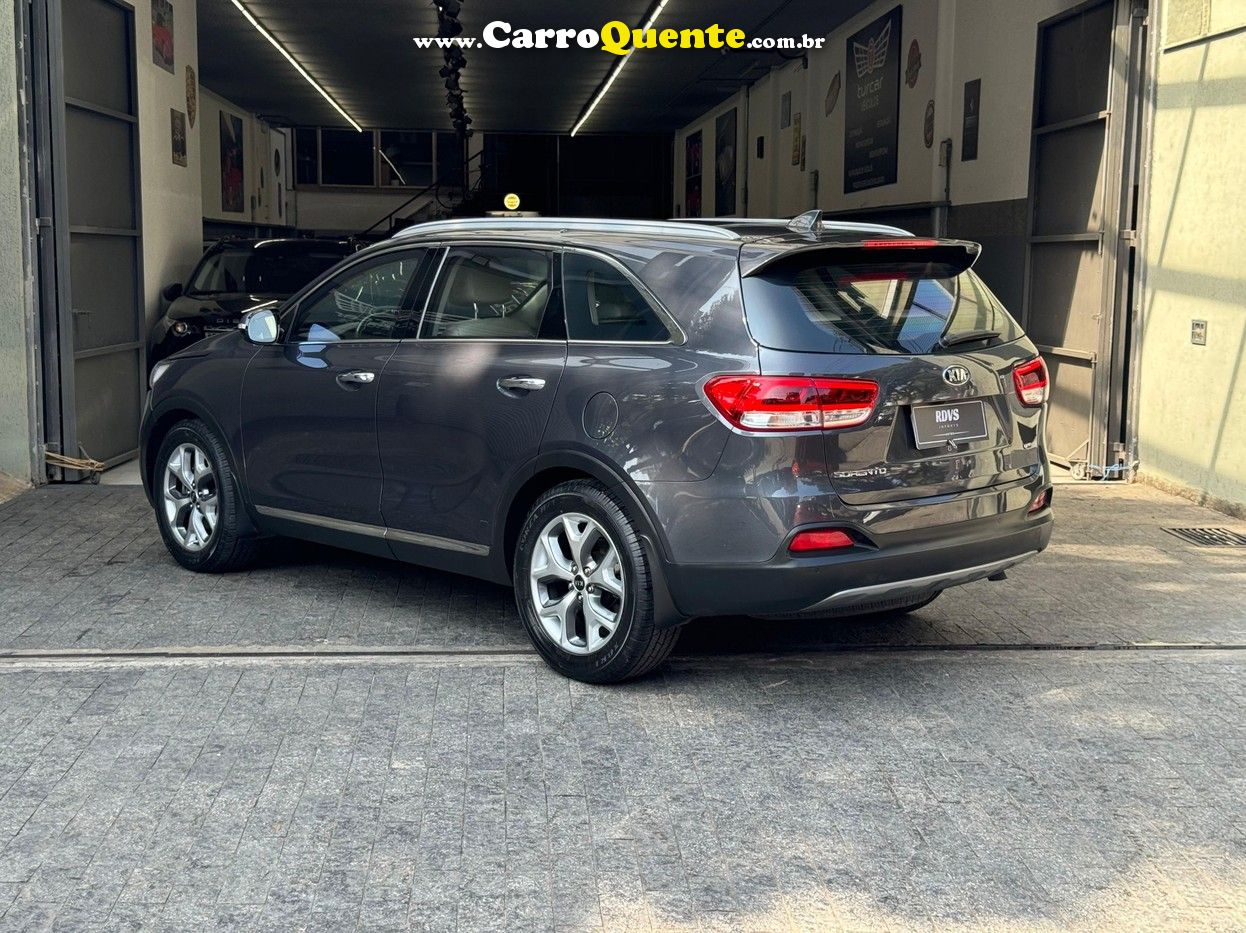 KIA SORENTO 3.5 V6 EX 7L AWD - Loja