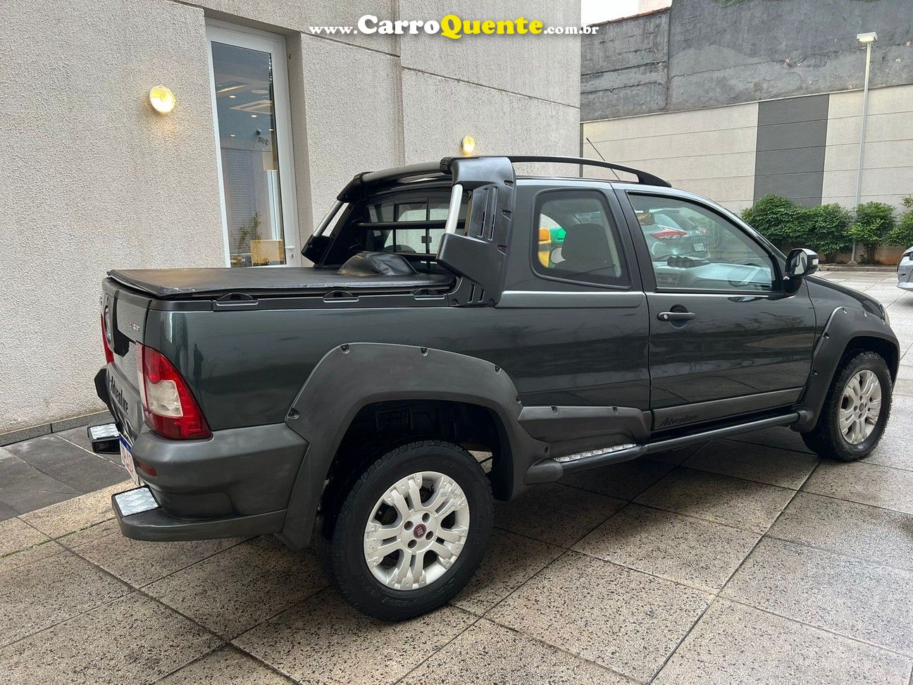 FIAT STRADA 1.8 MPI ADVENTURE CD 16V - Loja