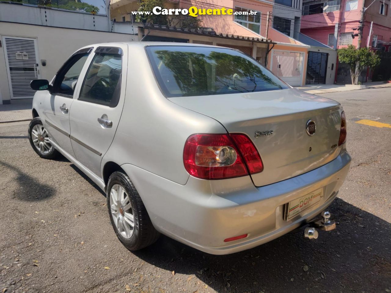 FIAT   SIENA HLX 1.8 MPI FLEX 8V 4P   PRATA 2005 1.8 FLEX - Loja