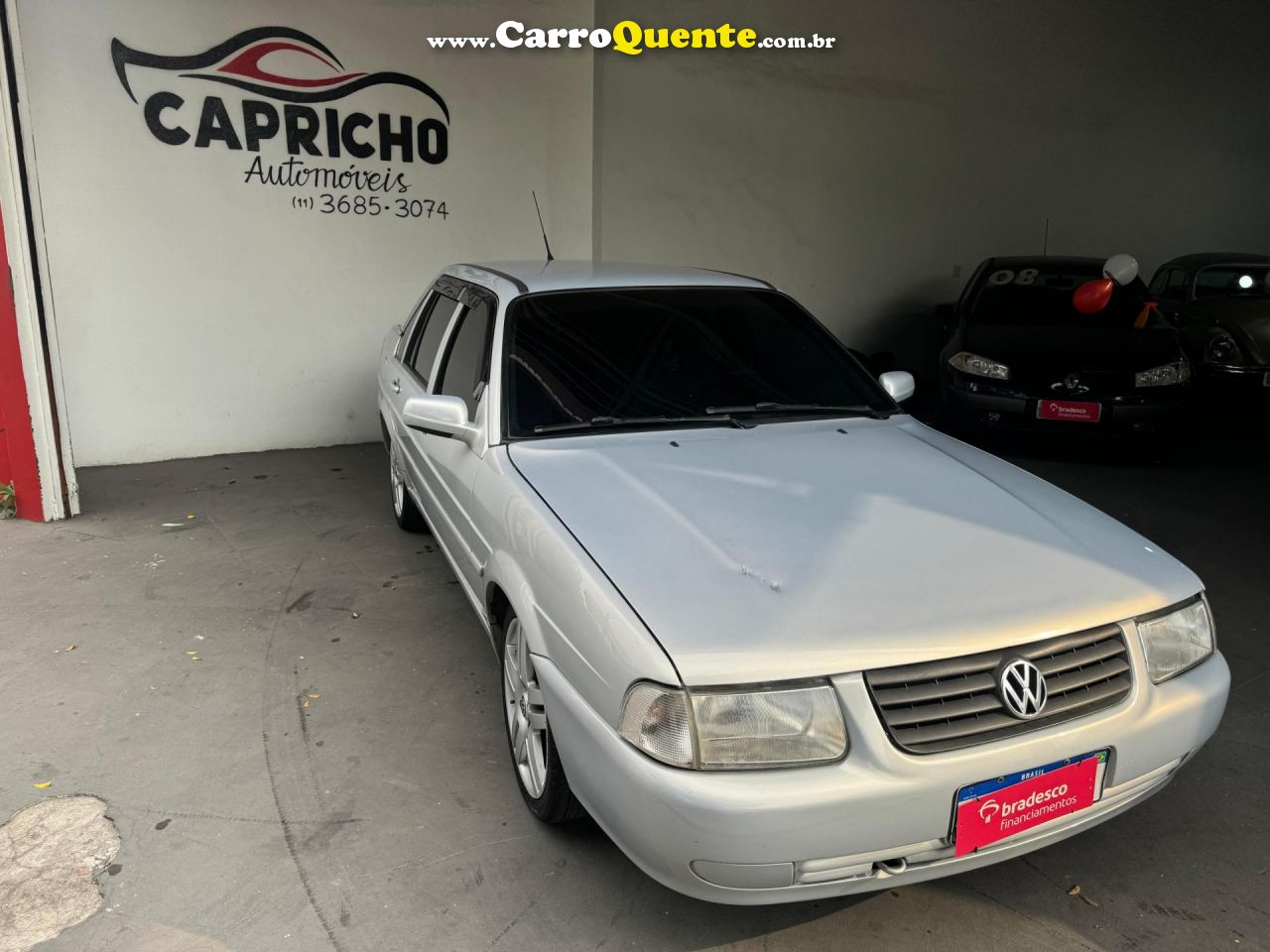 VOLKSWAGEN   SANTANA 2.0 MI 2P E 4P   PRATA 2001 2.0 GASOLINA - Loja