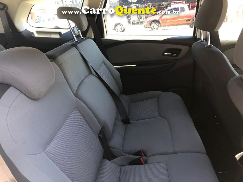 Chevrolet SPIN 1.8 LTZ 8V FLEX 4P MANUAL - Loja