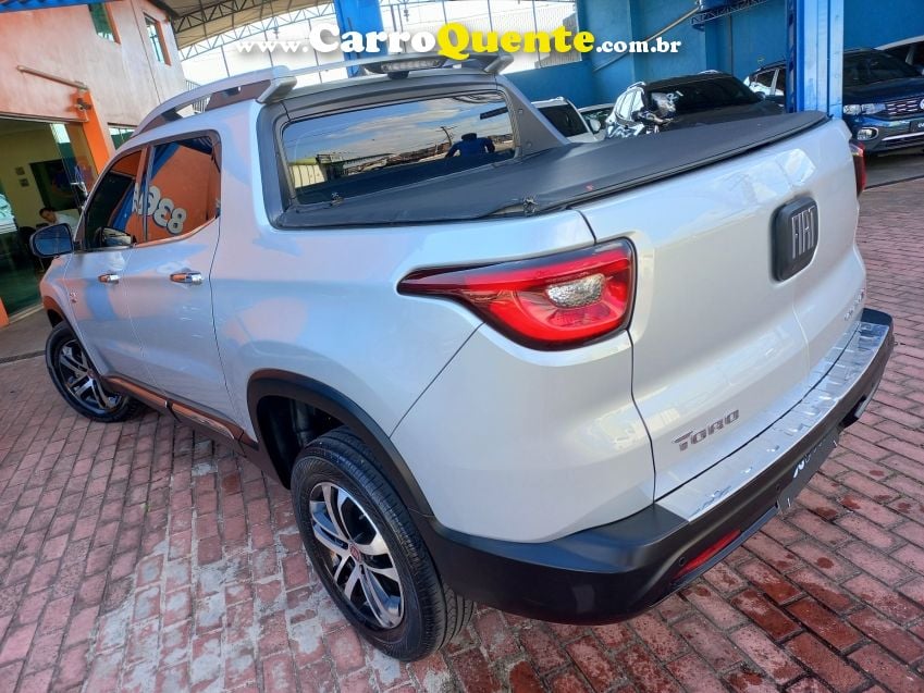 Fiat TORO 2.0 16V TURBO DIESEL VOLCANO 4WD AT9 - Loja