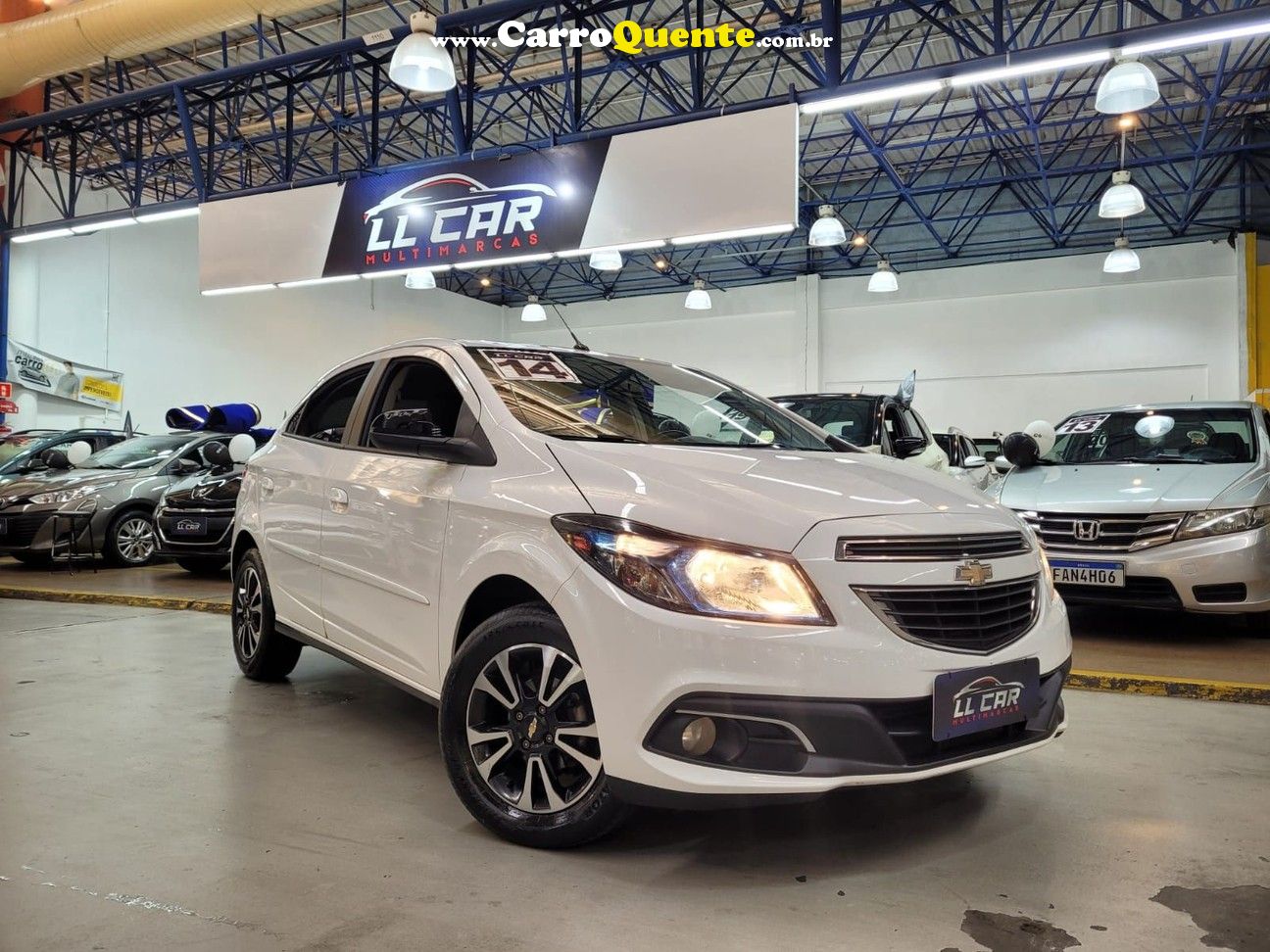 CHEVROLET ONIX 1.4 MPFI LTZ 8V AUTOMATICO + MULTIMIDIA - Loja