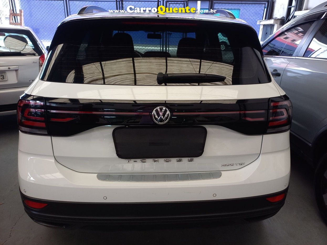 VOLKSWAGEN T-CROSS 1.0 200 TSI TOTAL SENSE - Loja