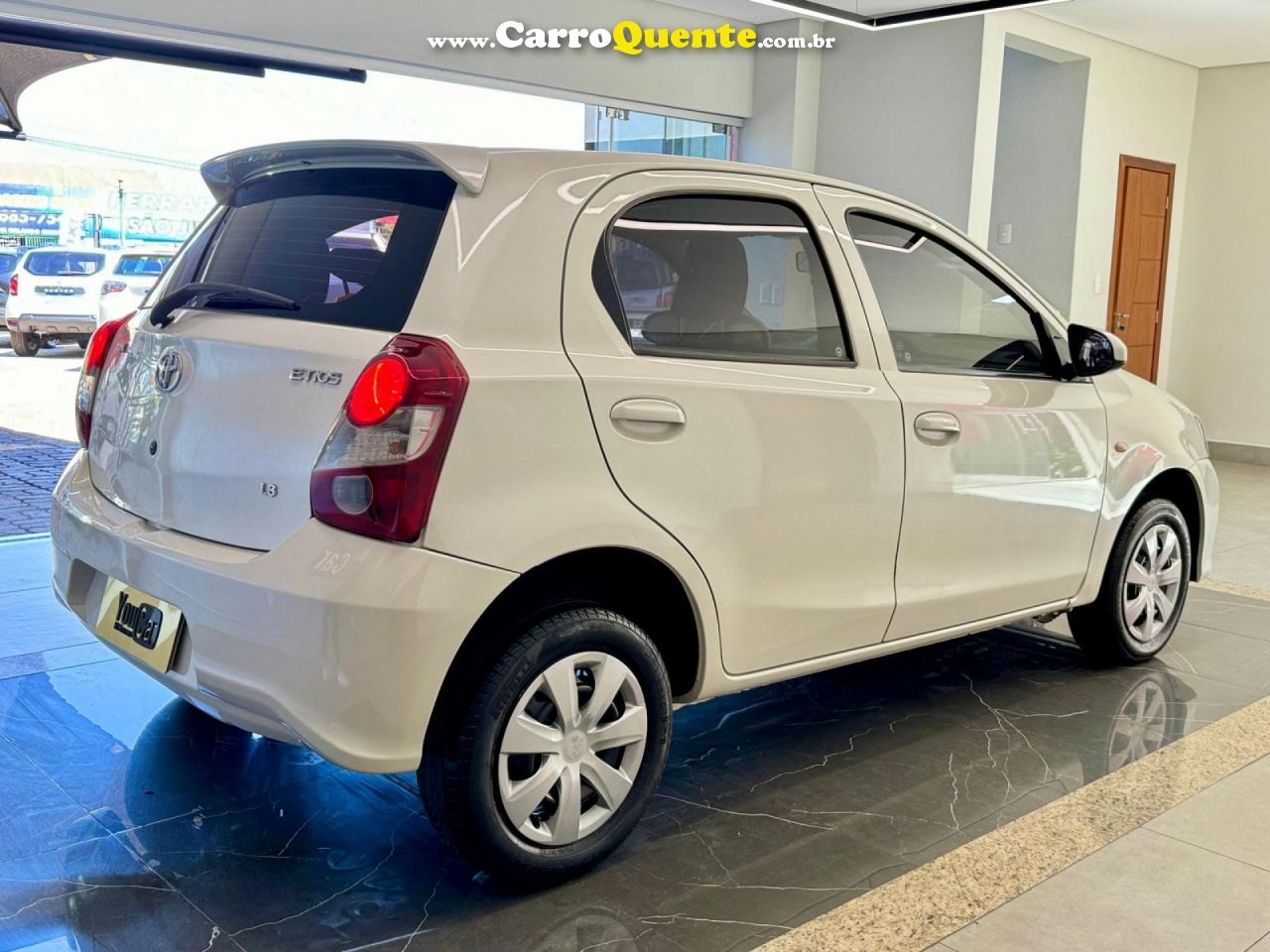 TOYOTA   ETIOS X 1.3 FLEX 16V 5P AUT.   BRANCO 2019 1.3 FLEX - Loja