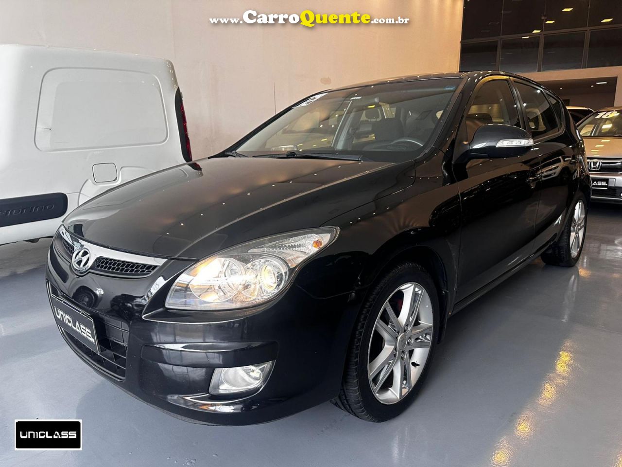 HYUNDAI   I30 2.0 16V 145CV 5P AUT.   PRETO 2012 2.0 GASOLINA - Loja