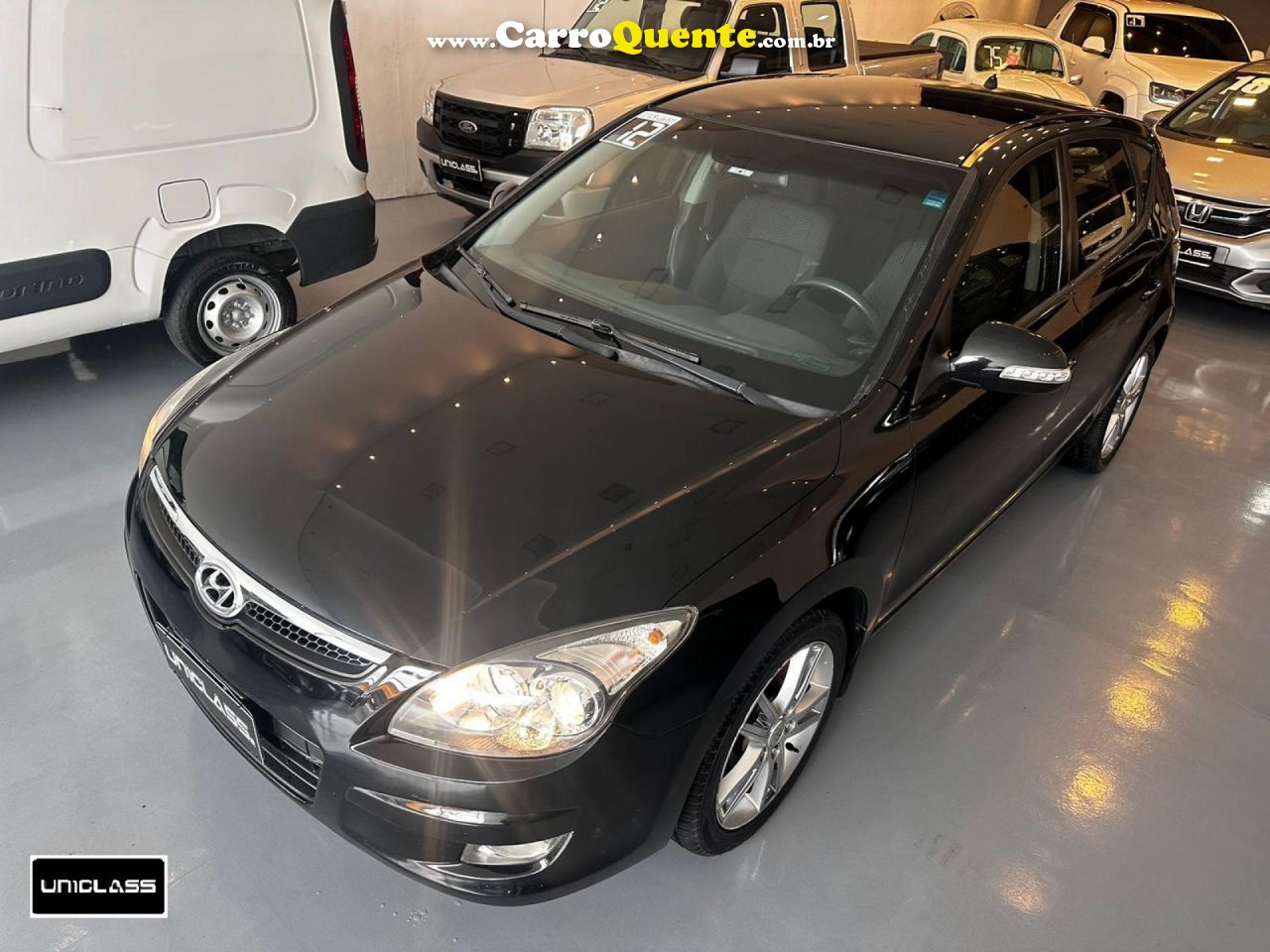 HYUNDAI   I30 2.0 16V 145CV 5P AUT.   PRETO 2012 2.0 GASOLINA - Loja